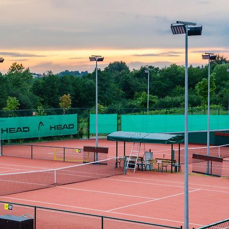 Tennis & Country Club Hotel Giebultow  Kültér fotó