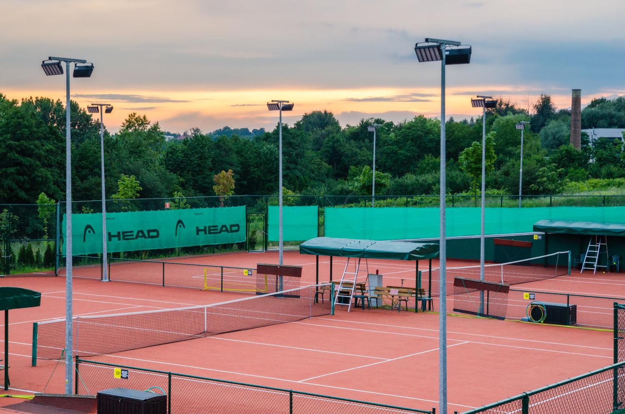 Tennis & Country Club Hotel Giebultow  Kültér fotó